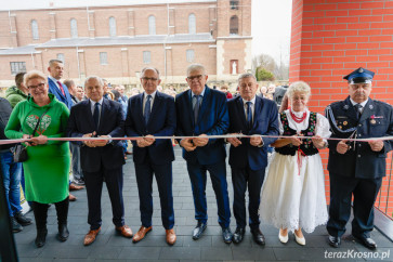 "Kombornia zasłużyła na ten obiekt" - nowoczesny Dom Ludowy otwarty [ZDJĘCIA]